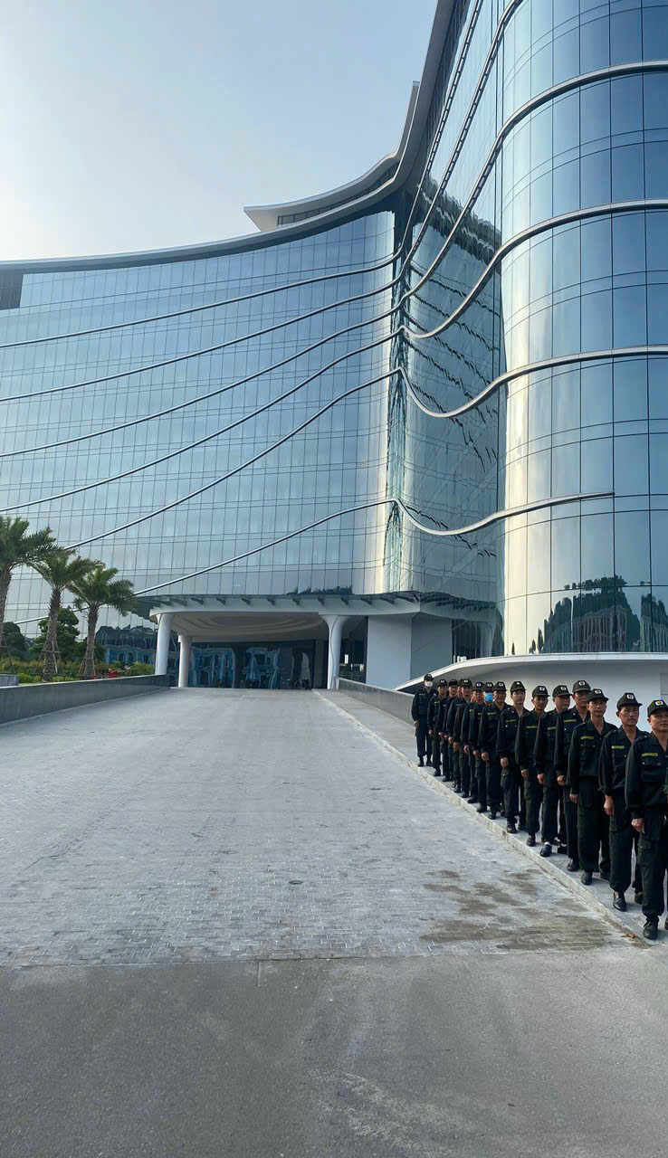 ly-do-tai-sao-doanh-nghiep-can-dich-vu-bao-ve-24-7