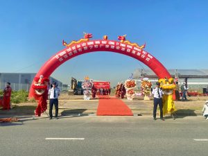 bao-ve-hung-vuong-dam-bao-an-ninh-cho-le-dong-tho-du-an-nha-may-cong-ty-tnhh-sure-bright-viet-nam (2)