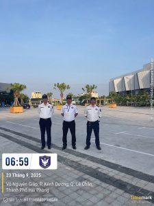 bao-ve-hung-vuong-bao-ve-su-kien-trien-lam-xe-vinfat-ngay-4-5-2025 (2)