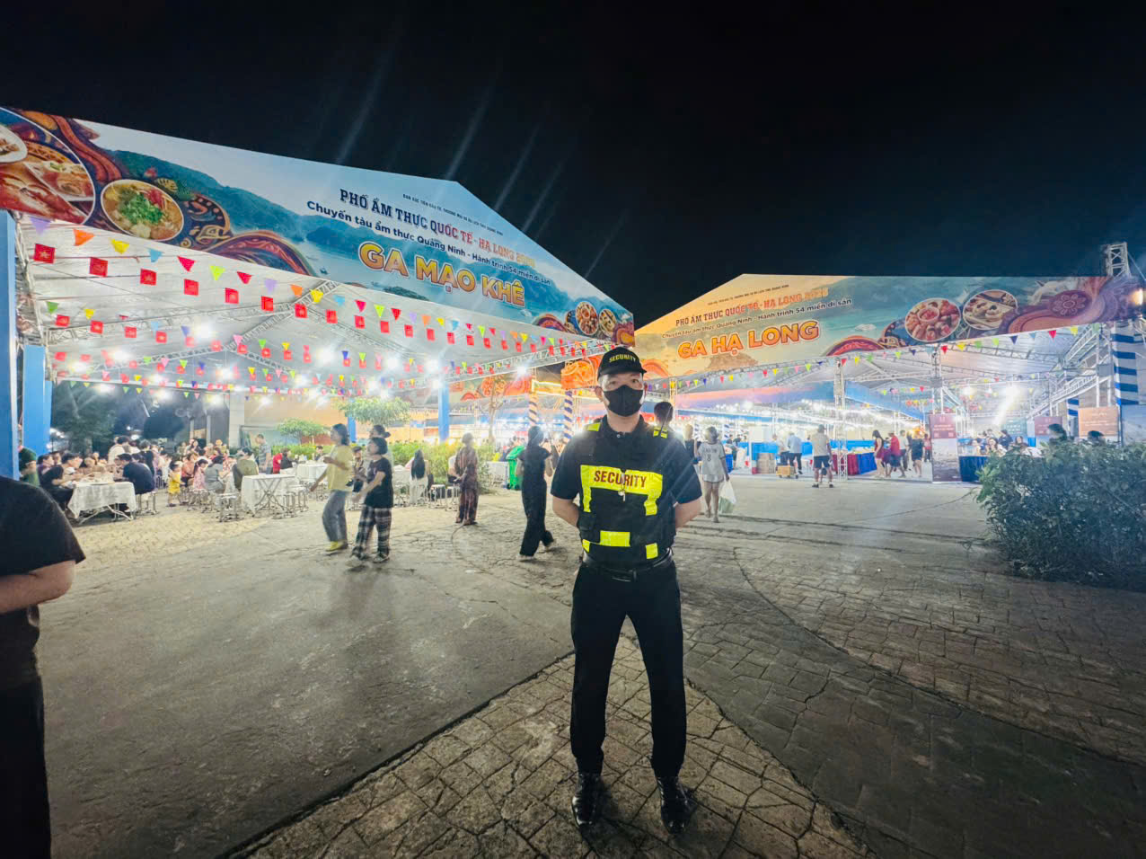 bao-ve-hung-vuong-bao-ve-su-kien-pho-am-thuc-quoc-te-ha-long-2026-tai-tttm-ha-long-marina-praza (5)