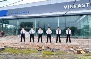 ngay-15-9-cong-ty-bao-ve-hung-vuong-trien-khai-bao-ve-tshowroom-hang-xe-vinfast-dia-chi-so-879-hung-vuong-phuong-hong-bang-hai-phong (3)